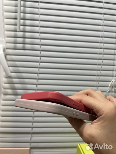 Чехлы на iPhone 12