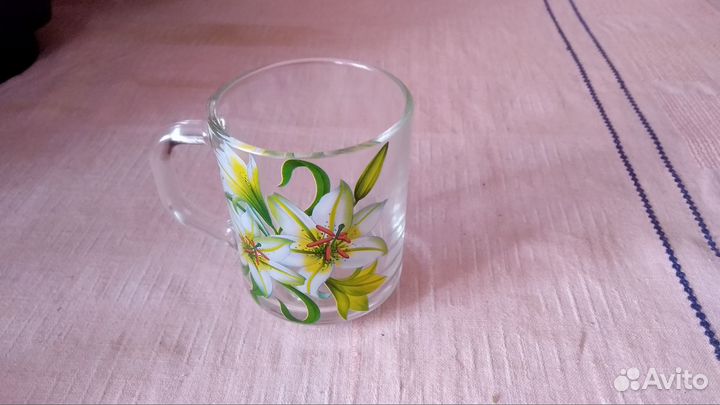 Чашки и кружки, чайная пара, чайник, сахарница