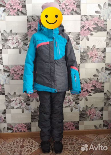 Зимний комбинезон для девочки