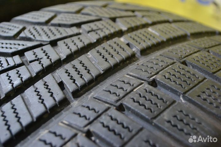 Hankook Winter I'Cept Evo2 W320 245/50 R18