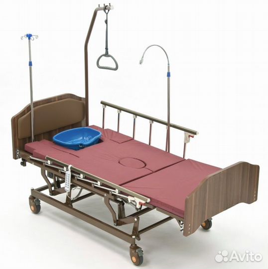 Медицинская кровать для инвалидов