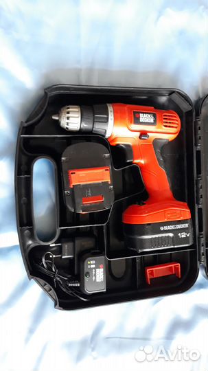 Black & Decker шуруповерт отвертка li-on