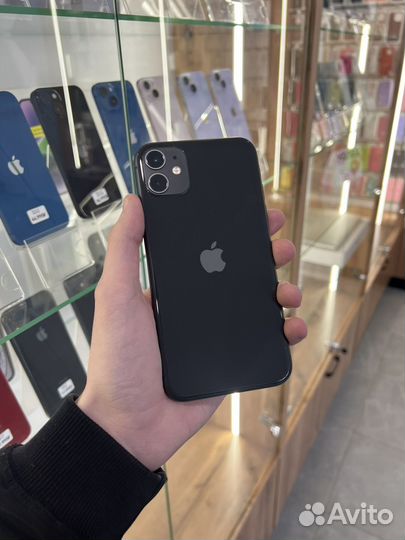 iPhone 11, 64 ГБ