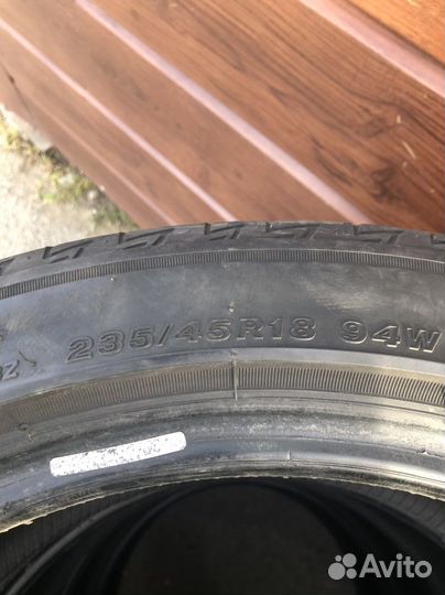Bridgestone Alenza Sport 235/45 R18