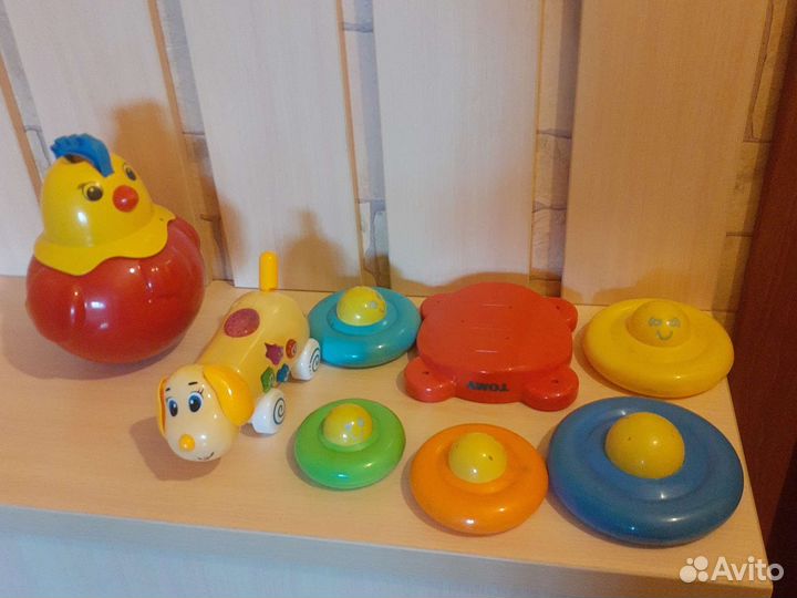 Неваляшка, пирамида, сортер