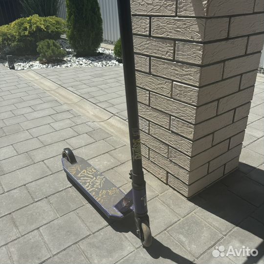 Самокат трюковой tech team