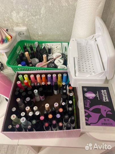 Сухожар,лампа пылесос,и все что на столе