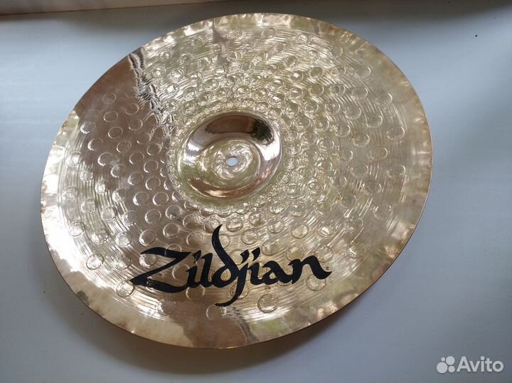 Тарелка Zildjian Zht Rock crash 16