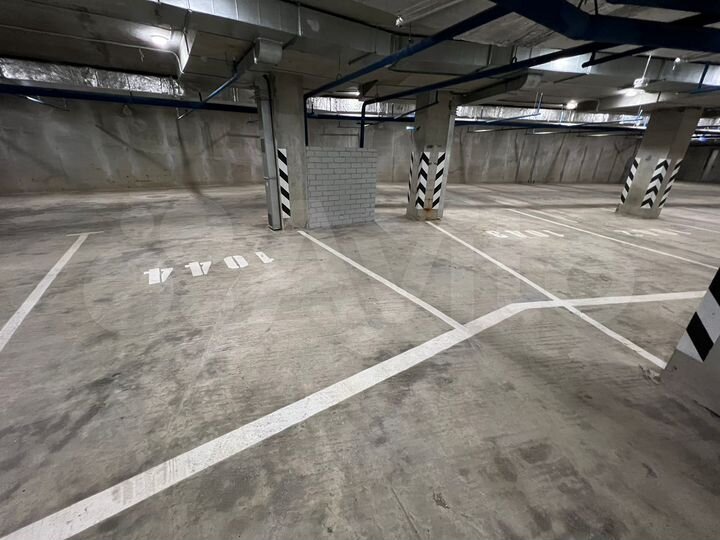 Машиноместо, 17 м²