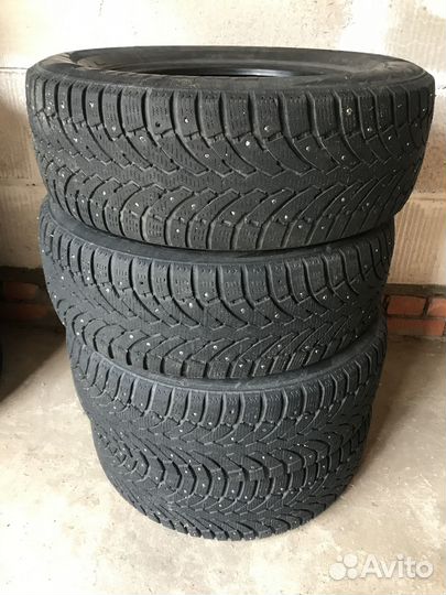 Formula Ice 215/65 R16