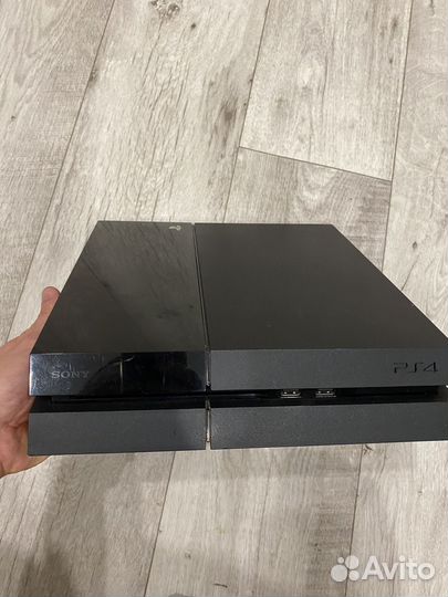 Sony PS4 fat