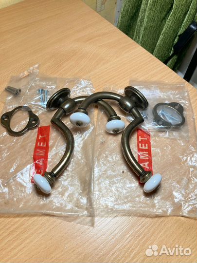 Вешалка-крючок с креплением