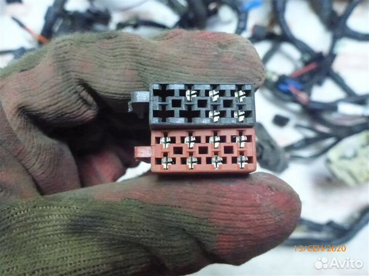 Проводка салона Ford Maverick TM1 AJ6 2005