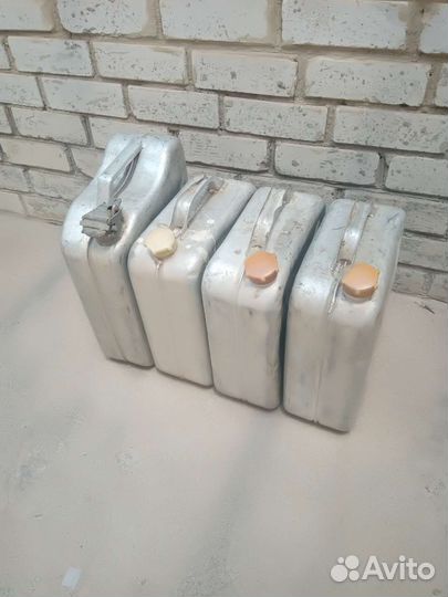 Бак для лодочного мотора СССР