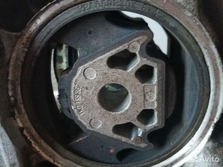 Подрамник Тигуан audi q3 q5 новые сайлентблоки