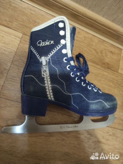 Коньки фигурные 33 размер