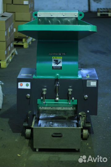 Дробилка для пластмасс ERC-400 (7,5 кВт)