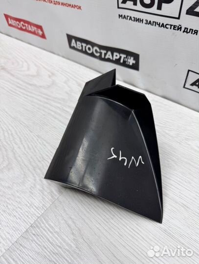 Дефлектор радиатора передний правый Mazda 3 BK Z6