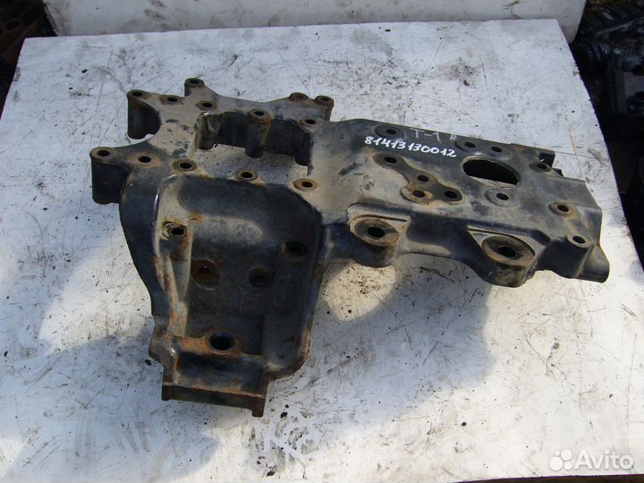 Кронштейн передней рессоры передний MAN TGA