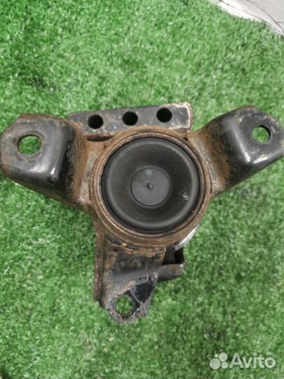 Подушка двигателя Kia Sportage 2 SUV 2.0 crdi D4EA