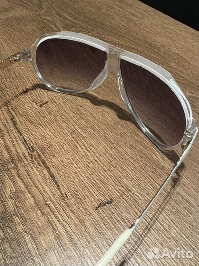 Солнцезащитные очки женские Carrera