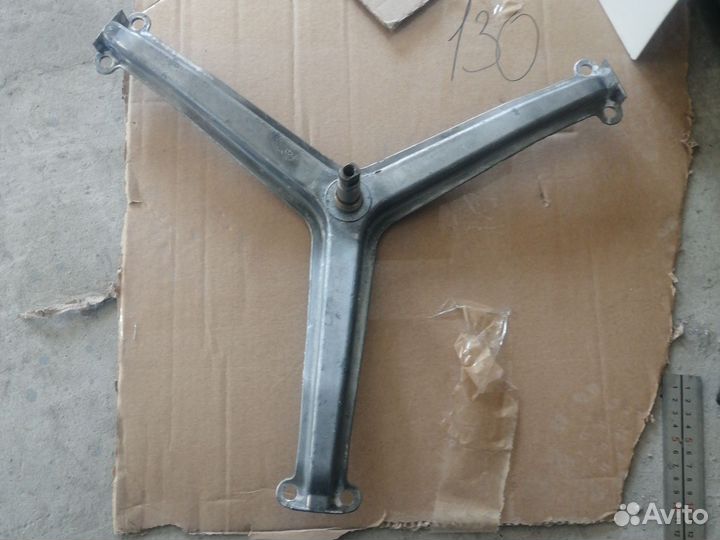 Крестовина стиральной машины indesit