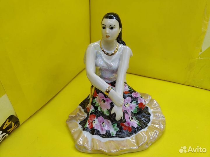 М.19533 Фарфор Циганка Дулёво