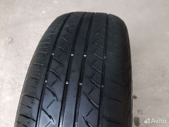 Bridgestone B700AQ 195/70 R14