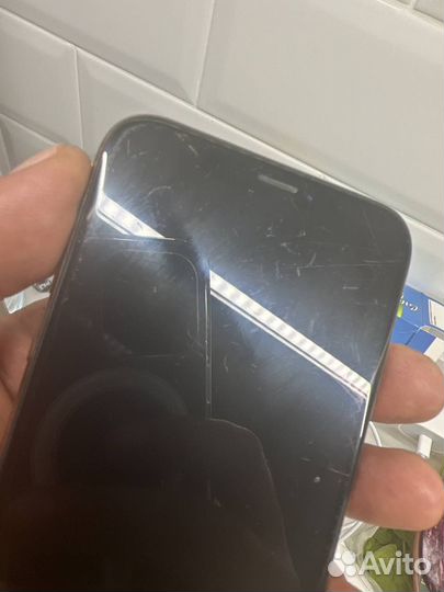 Телефон iPhone 10