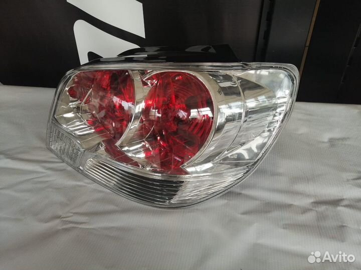 Фонарь правый mitsubishi Outlender 2003- MN133700