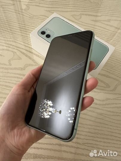 iPhone 11, 64 ГБ