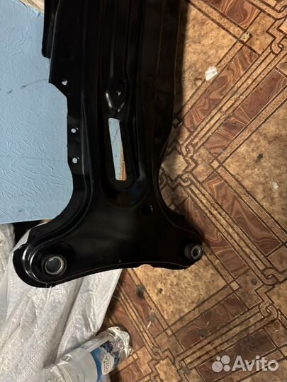 Подрамник задний Toyota Camry арт. 11575