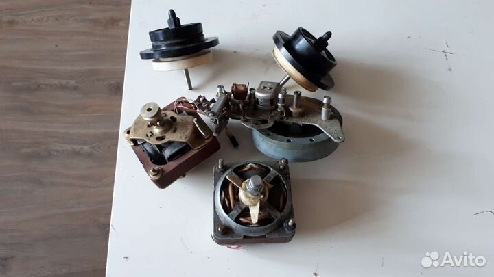 Запчасти для катушечного магнитофона