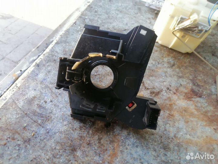 Шлейф подрулевой форд фокус 1 2003г