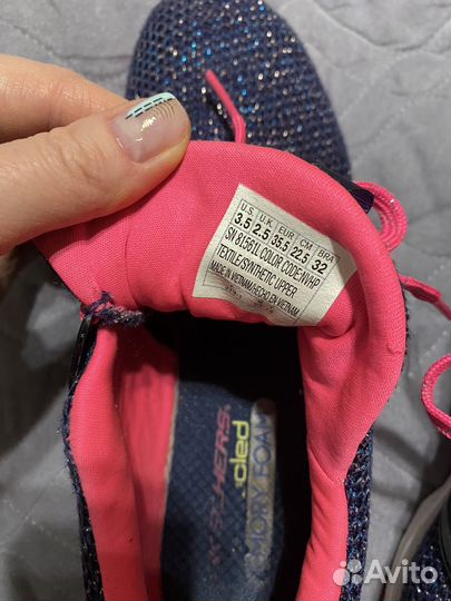 Кроссовки skechers 35,5 размер(22,5см)