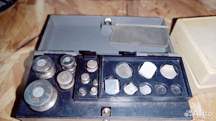 Весы и гирьки