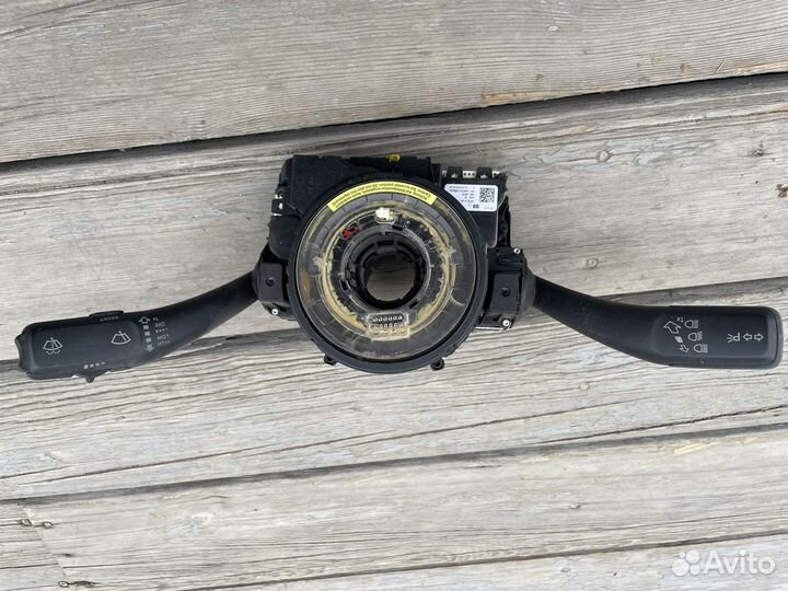 Подрулевой переключатель с шлейфом 8K0953502BD