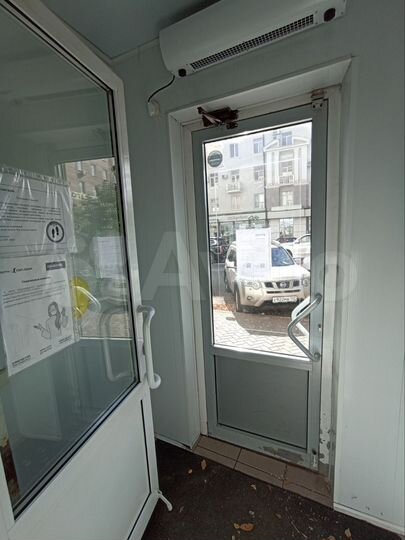 Проспект Октябpя, Фирма мир, магaзин 126 квм