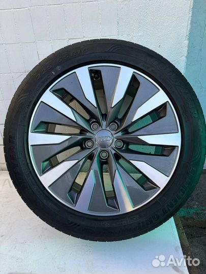 Колеса в сборе Audi R18 4K0601025B
