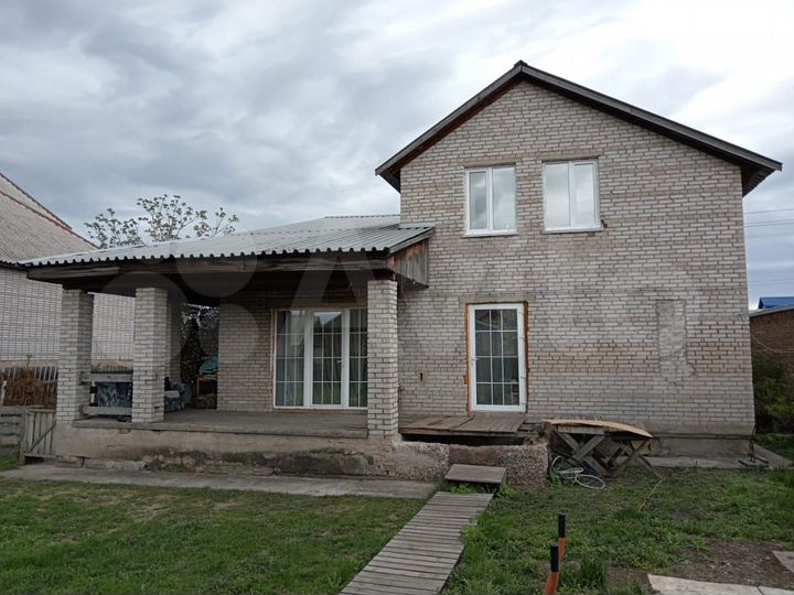 Дом 268 м² на участке 12 сот.