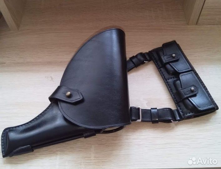 Кобура для пистолета, револьвера