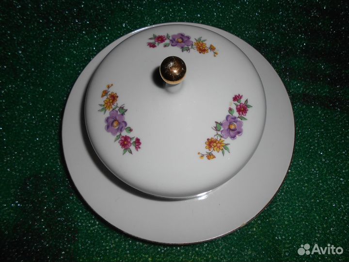 Маслёнка немецкая фарфоровая. Винтаж