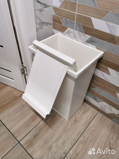 Филур Икеа контейнер с крышкой 42 л