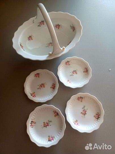 Ваза для конфет + 4 роз. Bohemia антиквар фарфор