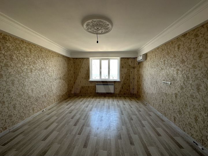 2-к. квартира, 71 м², 12/13 эт.
