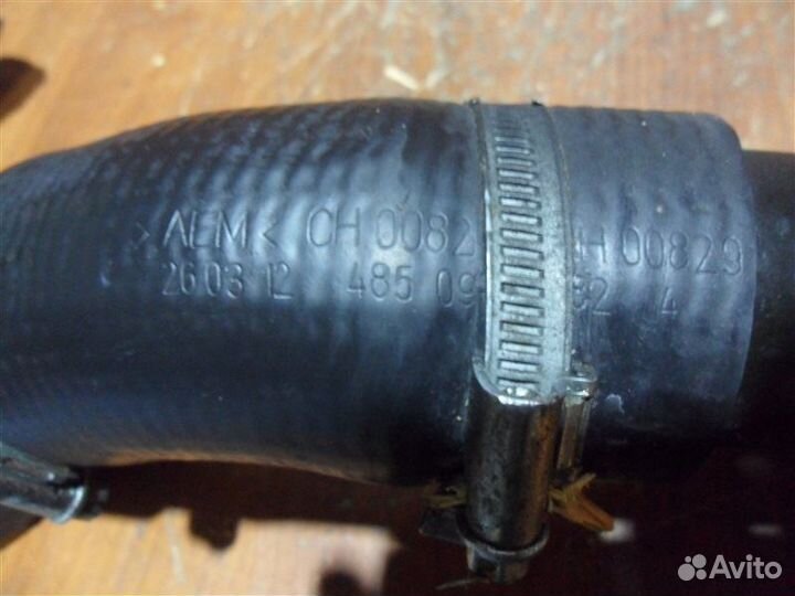 Патрубок интеркулера Volvo V60/S60 B4164T 1.6