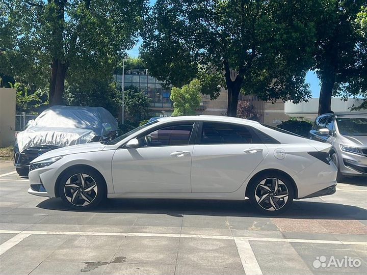 Hyundai Elantra 1.5 CVT, 2022, 39 000 км