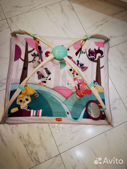 Развивающий коврик tiny love принцесса