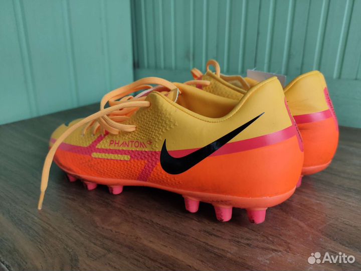 Бутсы Nike phantom gt