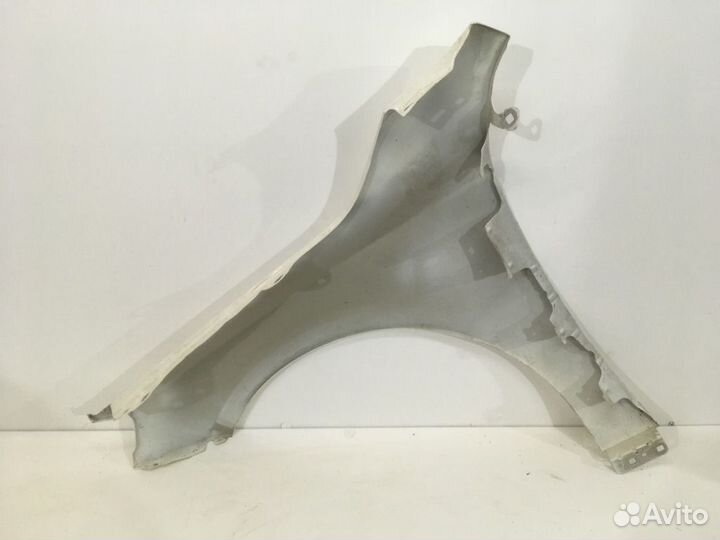 Крыло правое Mercedes CLA W117